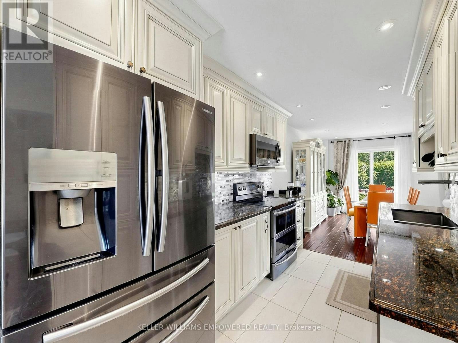 200 Castle Rock Drive, Richmond Hill, ON, L4C 5H7 - 9