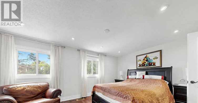 200 Castle Rock Drive, Richmond Hill, ON, L4C 5H7 - 21