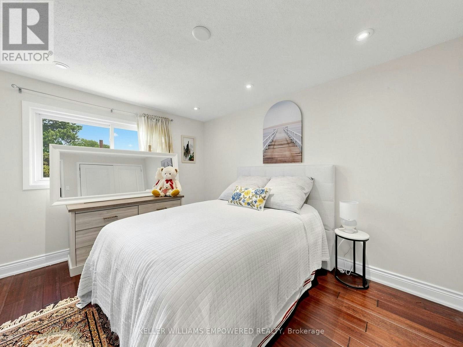 200 Castle Rock Drive, Richmond Hill, ON, L4C 5H7 - 27