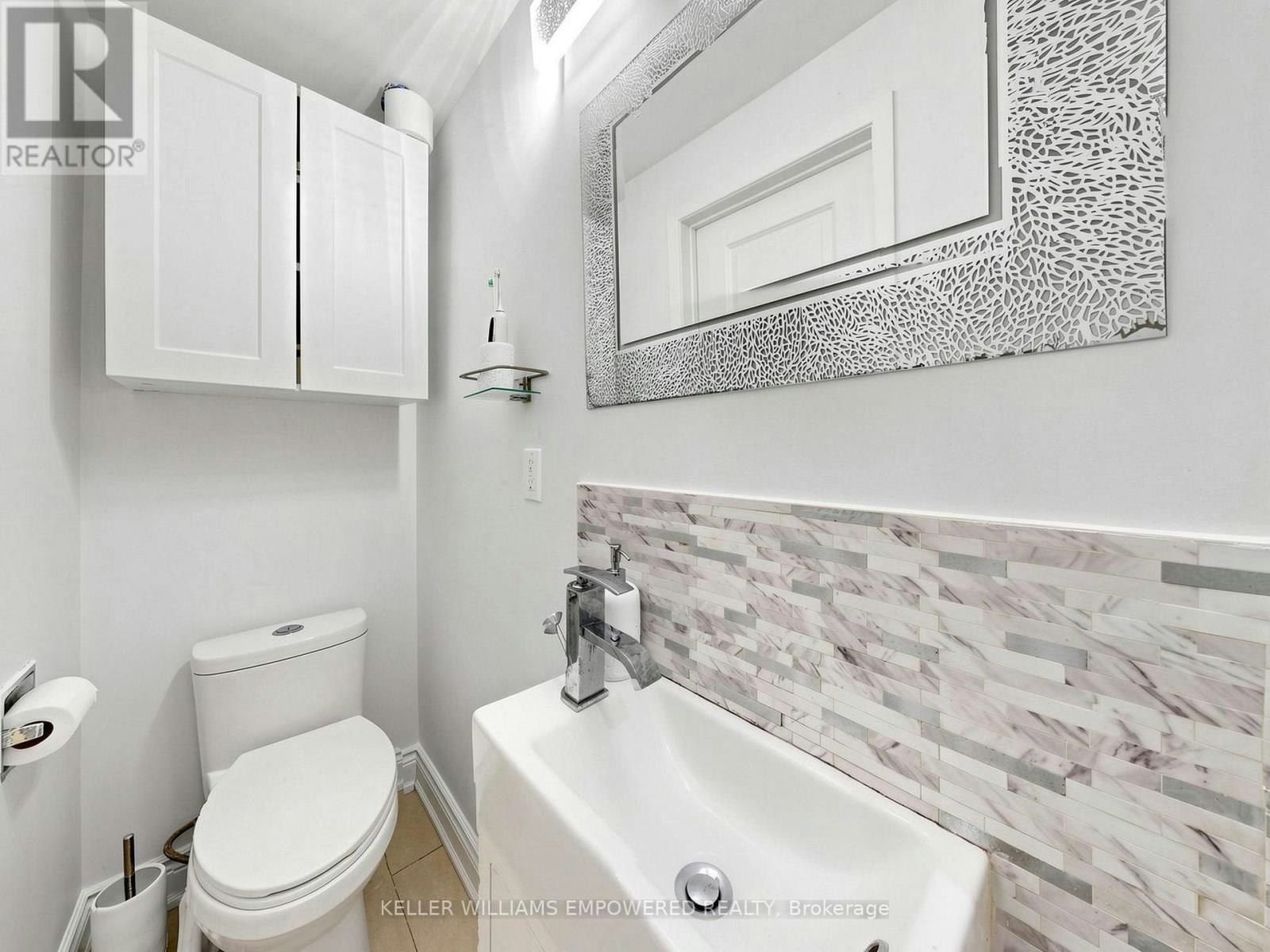 200 Castle Rock Drive, Richmond Hill, ON, L4C 5H7 - 24