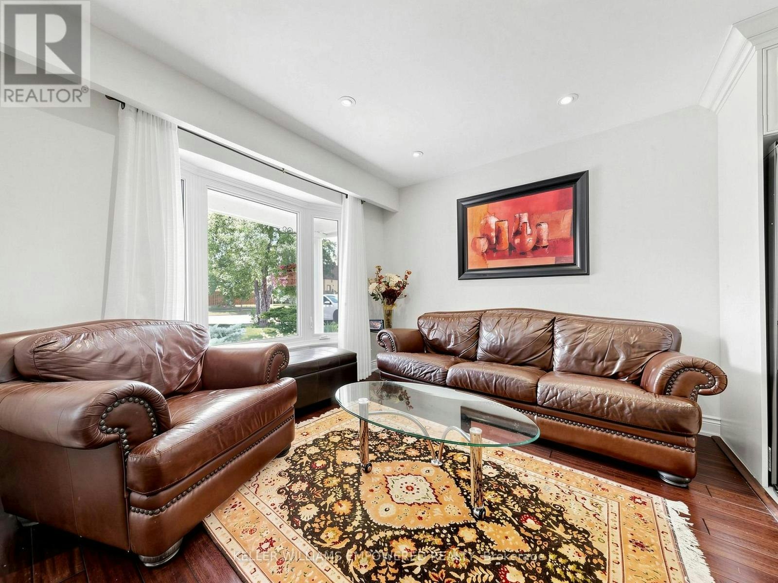 200 Castle Rock Drive, Richmond Hill, ON, L4C 5H7 - 7