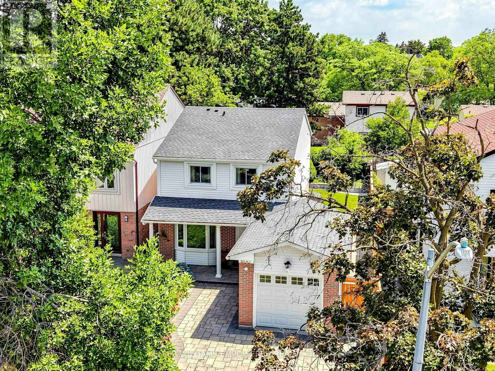200 Castle Rock Drive, Richmond Hill, ON, L4C 5H7 - 49