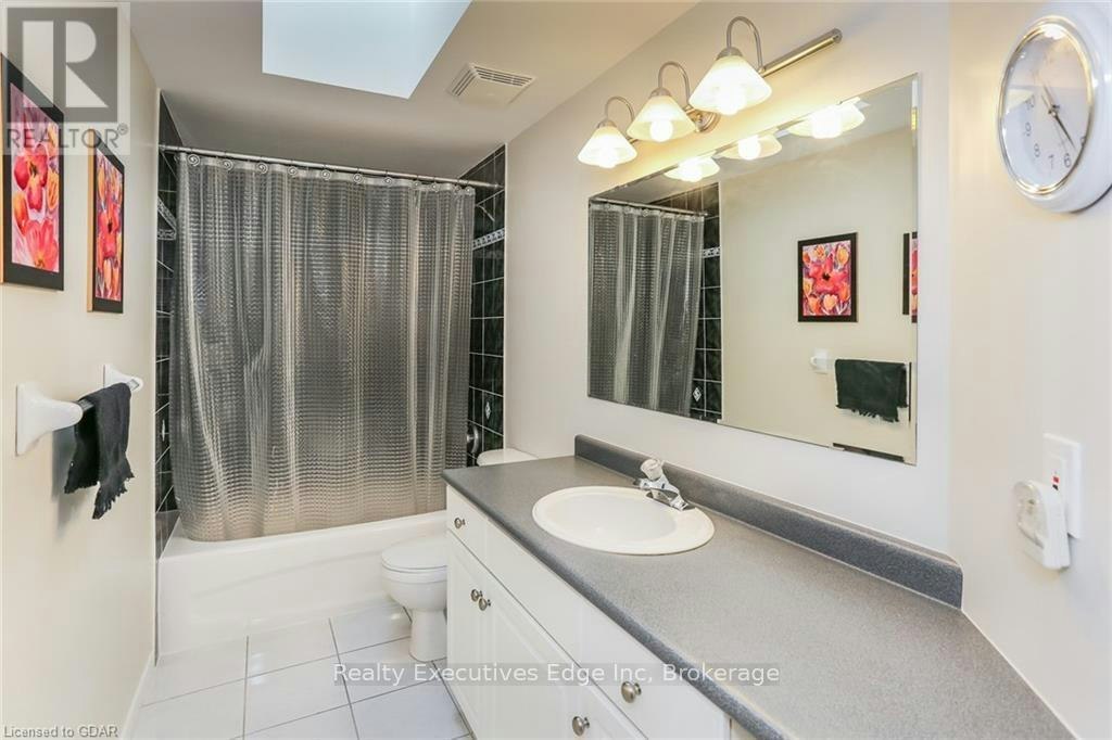 MAIN-59 Marsh Crescent, Guelph, ON, N1L 1L4 - 13