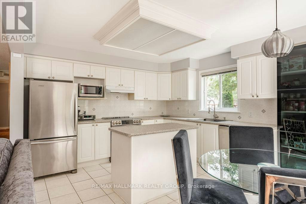 62 Wittingham Drive, Ottawa, ON, K2G 6H5 - 14
