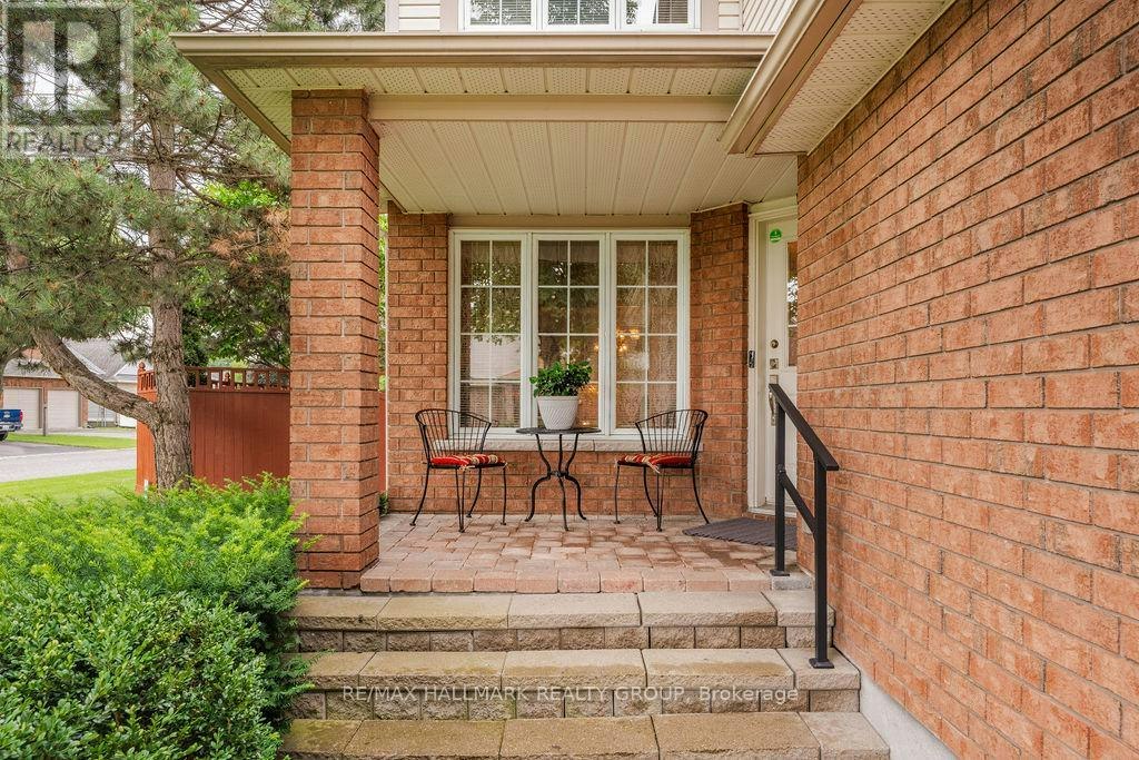 62 Wittingham Drive, Ottawa, ON, K2G 6H5 - 3