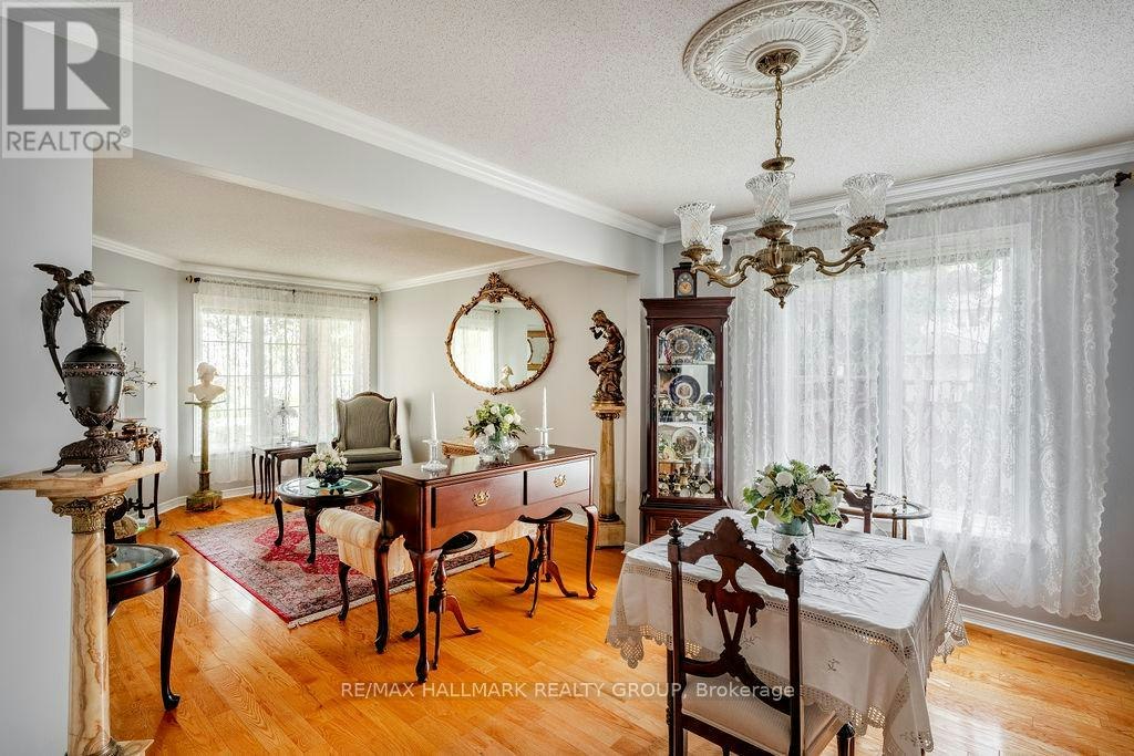 62 Wittingham Drive, Ottawa, ON, K2G 6H5 - 8