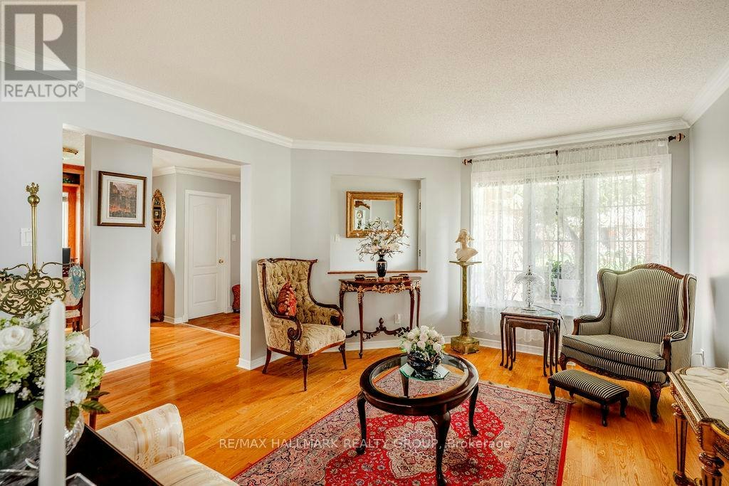 62 Wittingham Drive, Ottawa, ON, K2G 6H5 - 5