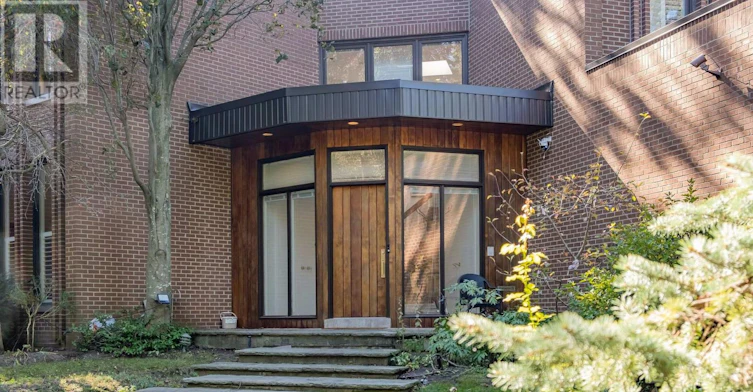 35 Penwood Crescent, Toronto, ON, M3B 3B1 - 2