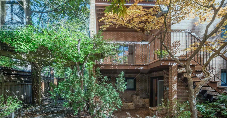 35 Penwood Crescent, Toronto, ON, M3B 3B1 - 47