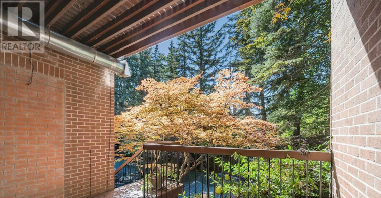 35 Penwood Crescent, Toronto, ON, M3B 3B1 - 46