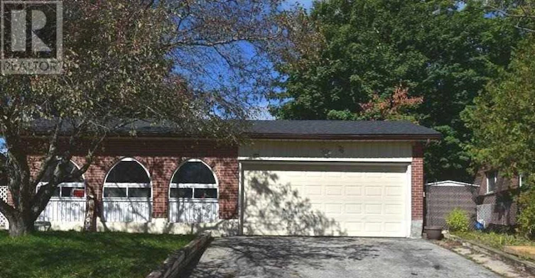 76 Cundles Road E, Barrie, ON, L4M 2Z7