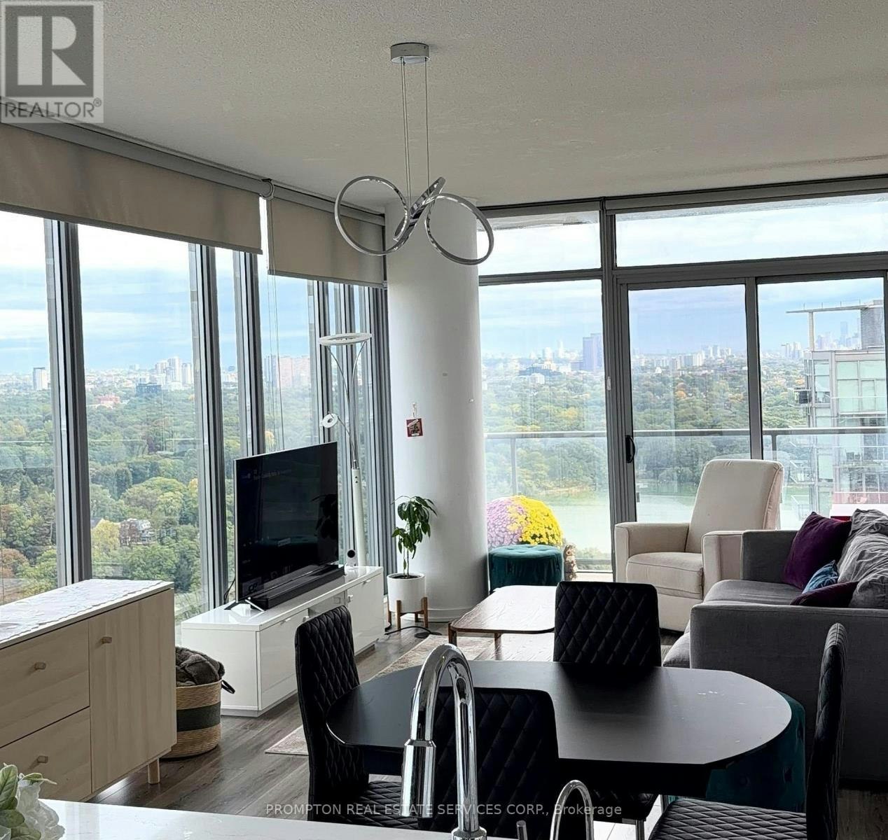 3011-105 The Queensway, Toronto, ON, M6S 5B5 - 3