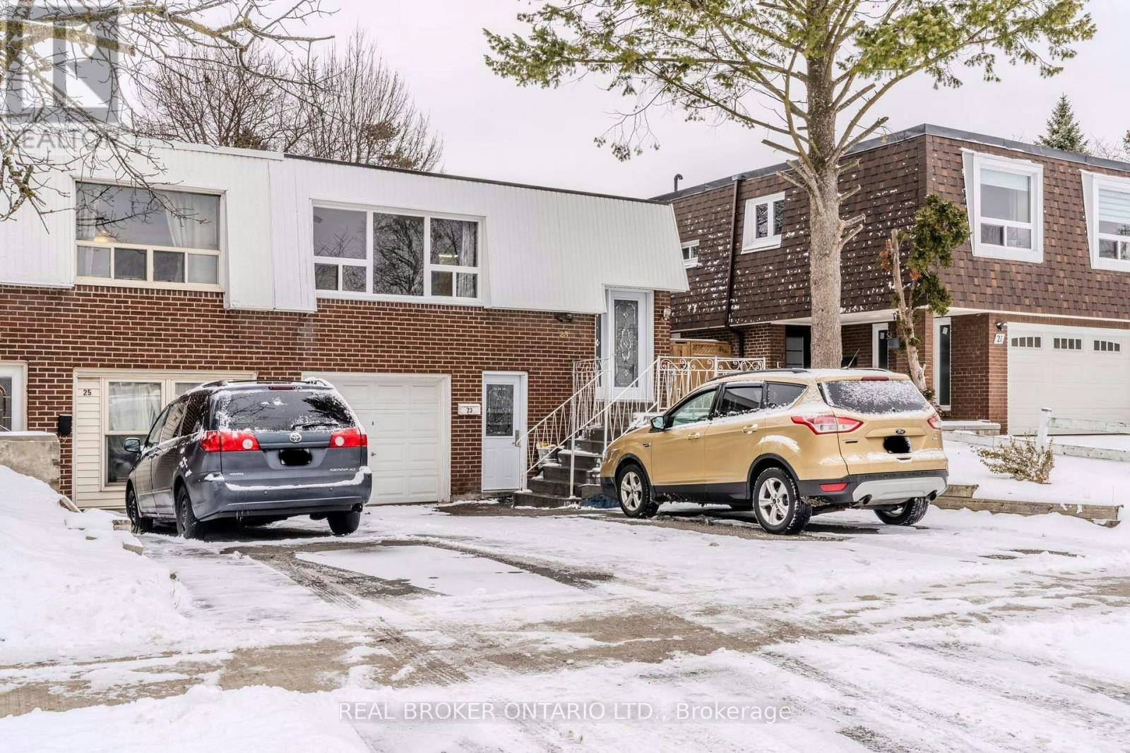 UPPER-23 Lebos Road, Toronto, ON, M2H 2L8 - 27