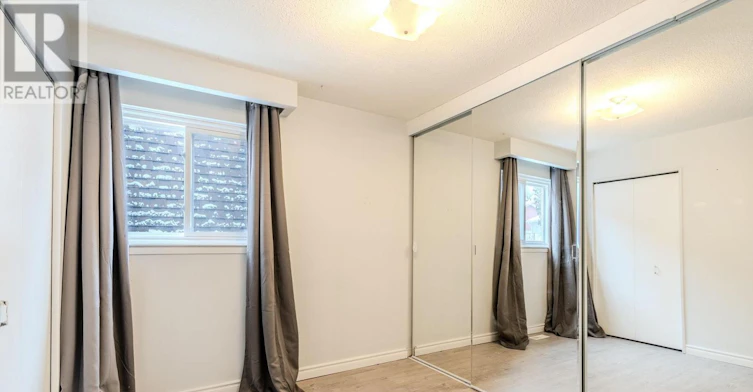 UPPER-23 Lebos Road, Toronto, ON, M2H 2L8 - 19
