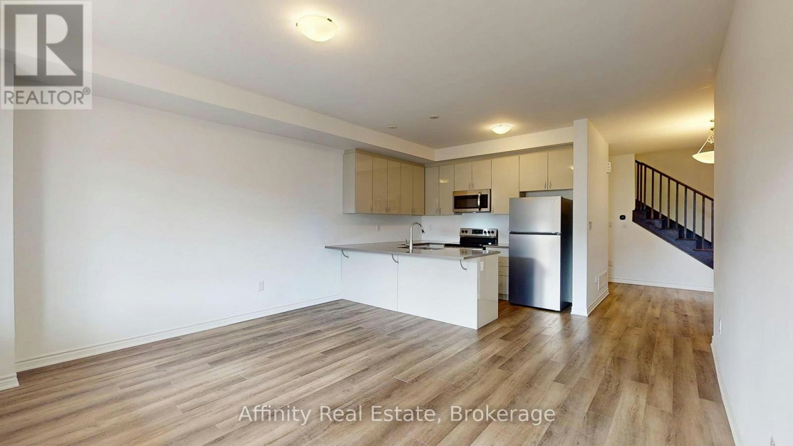 1565 Denison Place, Milton, ON, L9E 1Y2 - 4
