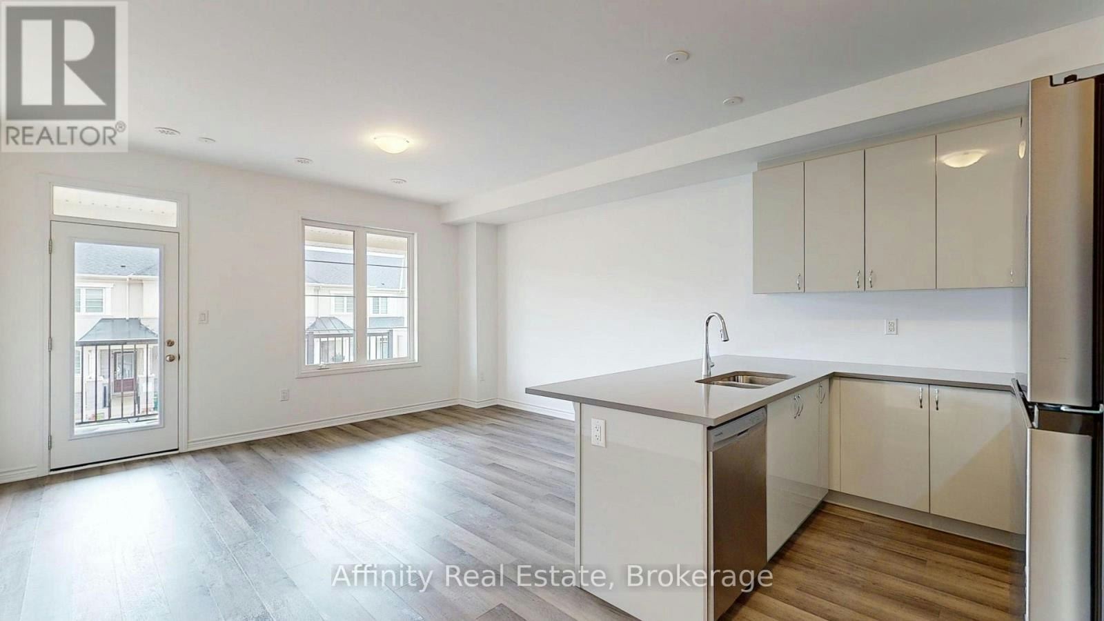 1565 Denison Place, Milton, ON, L9E 1Y2 - 3