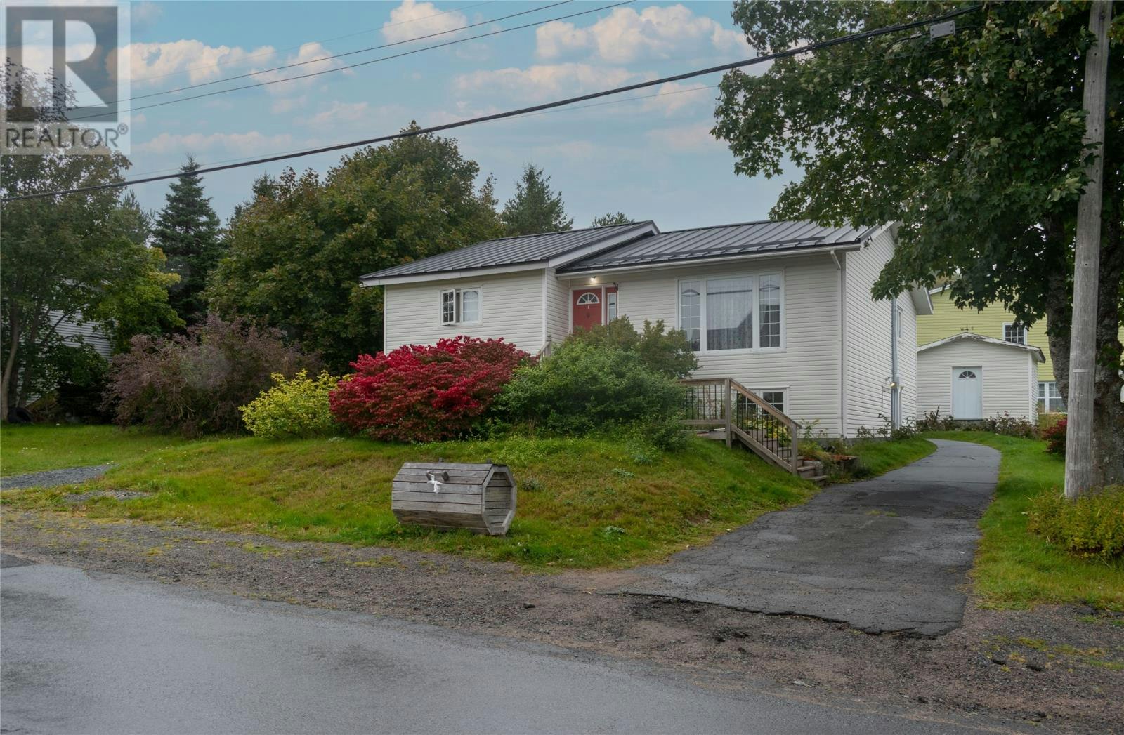 84 Lemarchant Street, Carbonear, NL, A1Y 1A6