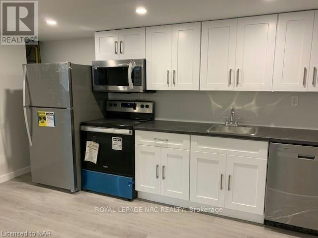 BASEMENT-448 Grantham Avenue, St. Catharines, ON, L2M 3J3
