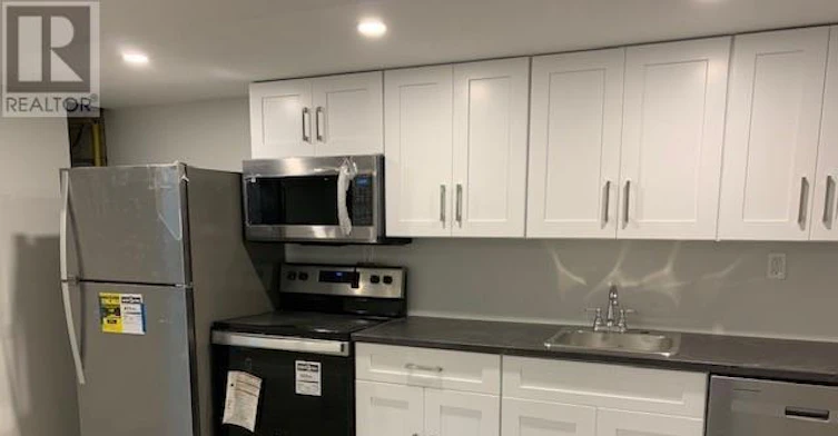 BASEMENT-448 Grantham Avenue, St. Catharines, ON, L2M 3J3