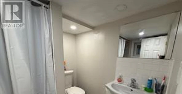 5715 Highland Avenue, Niagara Falls, ON, L2G 4X2 - 32