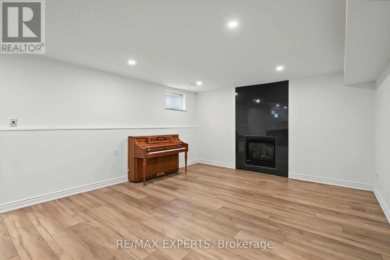 BASEMENT-99 Dianawood Ridge, Vaughan, ON, L4L 6W9 - 7