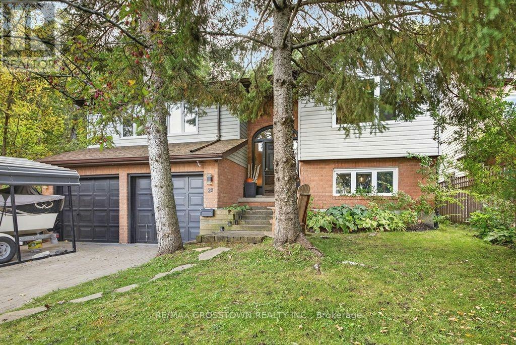 29 Brennan Avenue, Barrie, ON, L4N 3X2