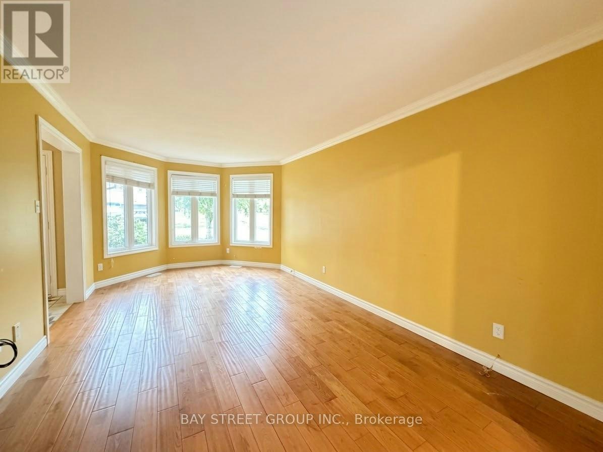 76 Mayfair Drive, Barrie, ON, L4N 6Y9 - 7