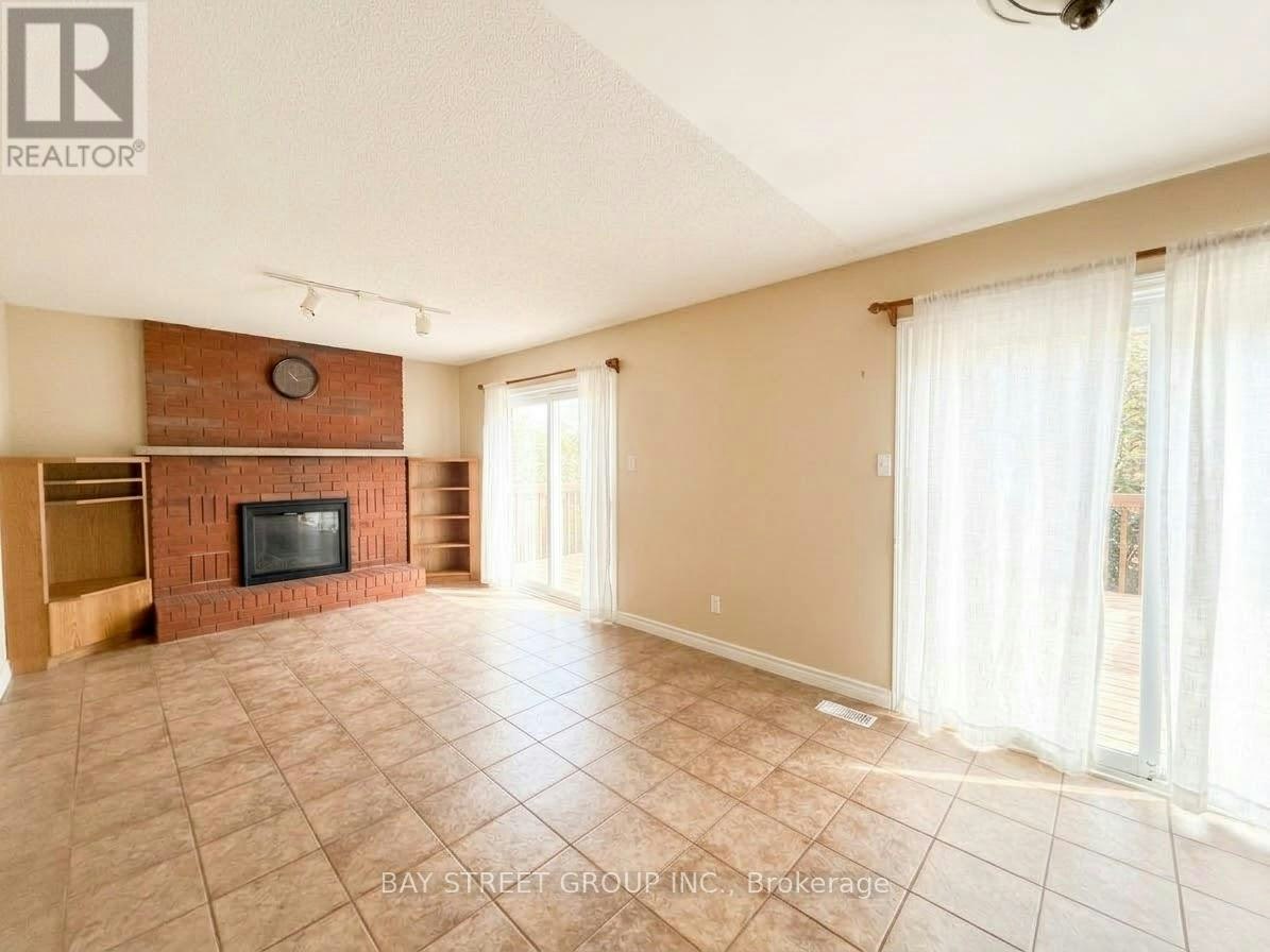 76 Mayfair Drive, Barrie, ON, L4N 6Y9 - 6