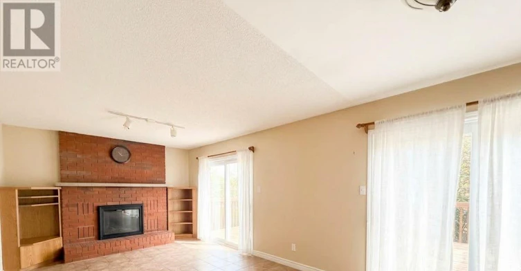 76 Mayfair Drive, Barrie, ON, L4N 6Y9 - 6