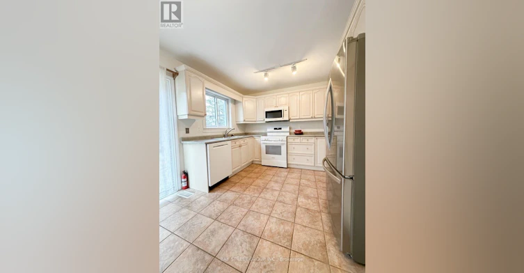 76 Mayfair Drive, Barrie, ON, L4N 6Y9 - 3