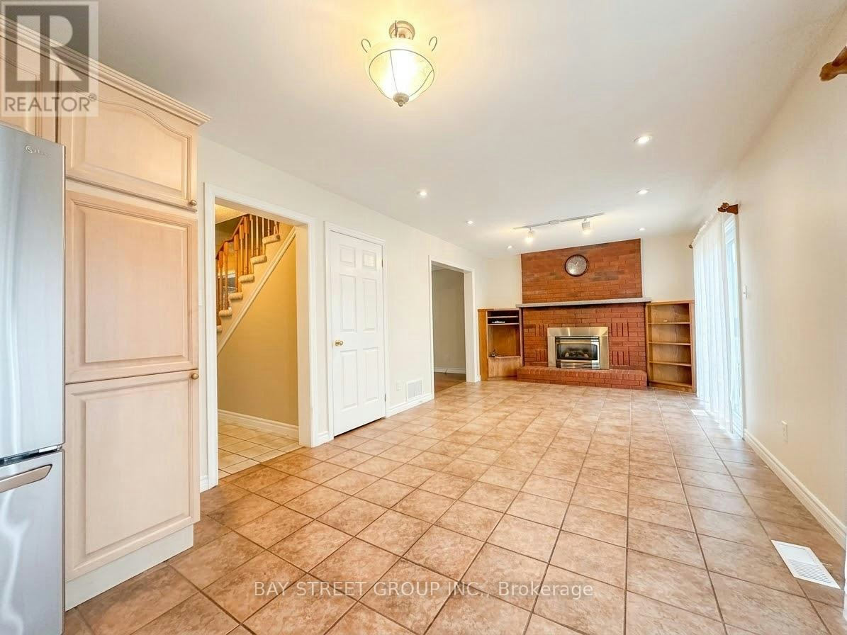 76 Mayfair Drive, Barrie, ON, L4N 6Y9 5