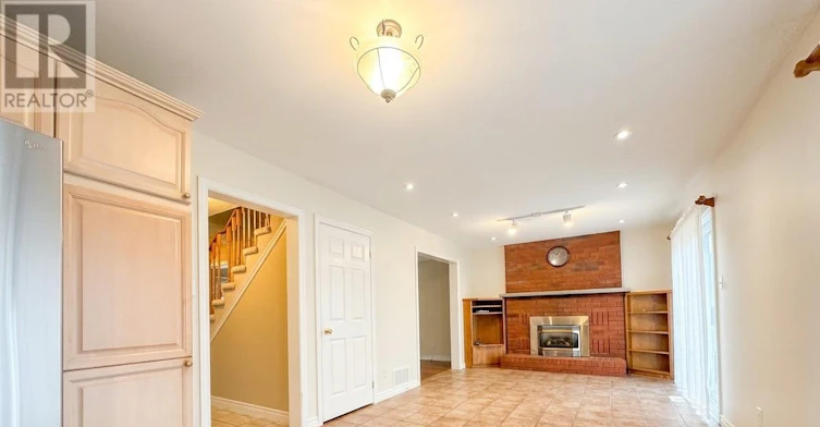 76 Mayfair Drive, Barrie, ON, L4N 6Y9 - 5