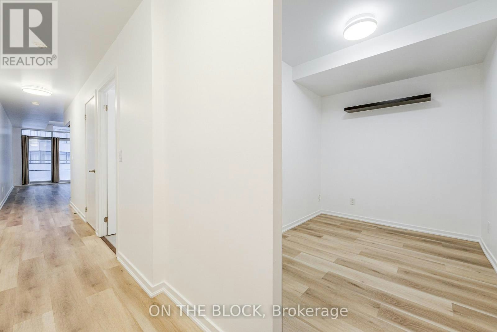 302-38 Joe Shuster Way, Toronto, ON, M6K 0A5 - 3