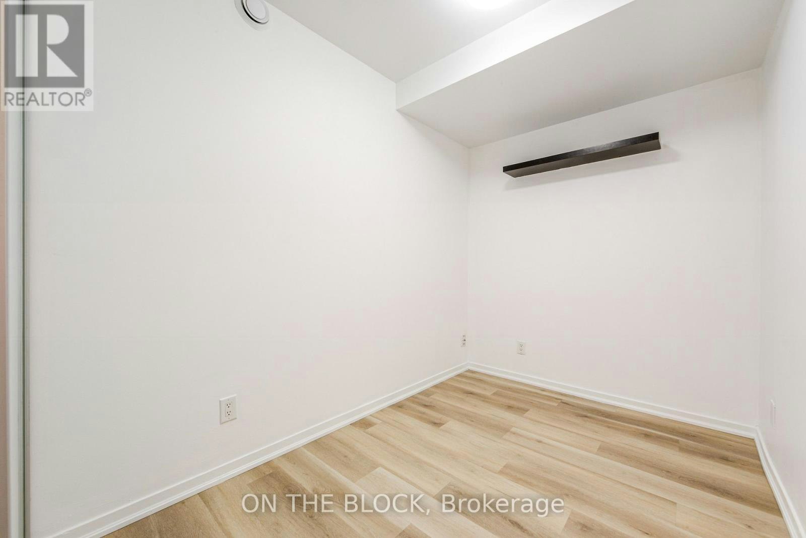302-38 Joe Shuster Way, Toronto, ON, M6K 0A5 - 2