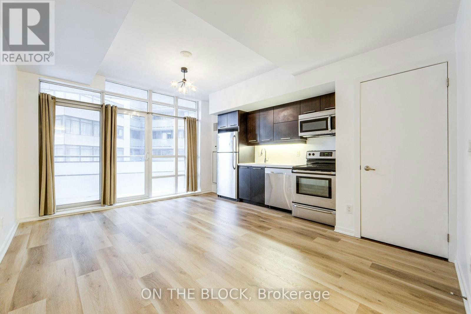 302-38 Joe Shuster Way, Toronto, ON, M6K 0A5 - 12