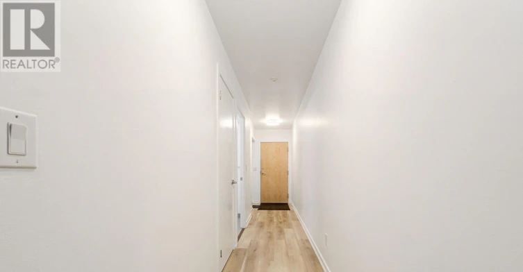 302-38 Joe Shuster Way, Toronto, ON, M6K 0A5 - 6