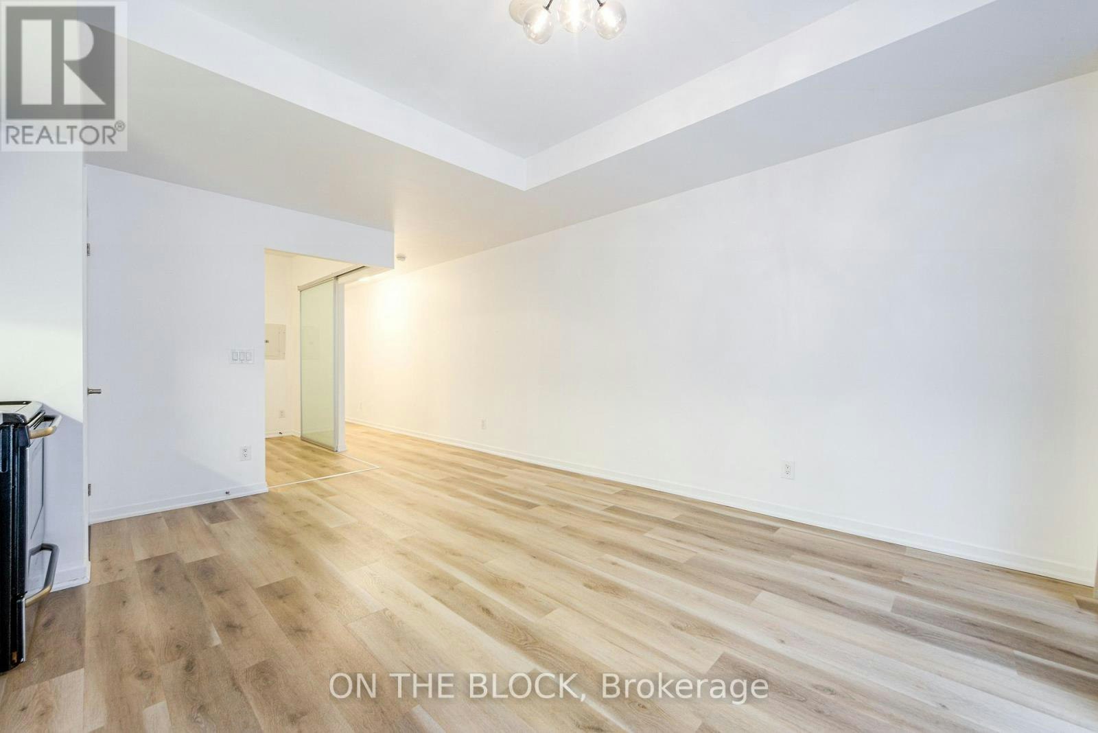 302-38 Joe Shuster Way, Toronto, ON, M6K 0A5 - 16