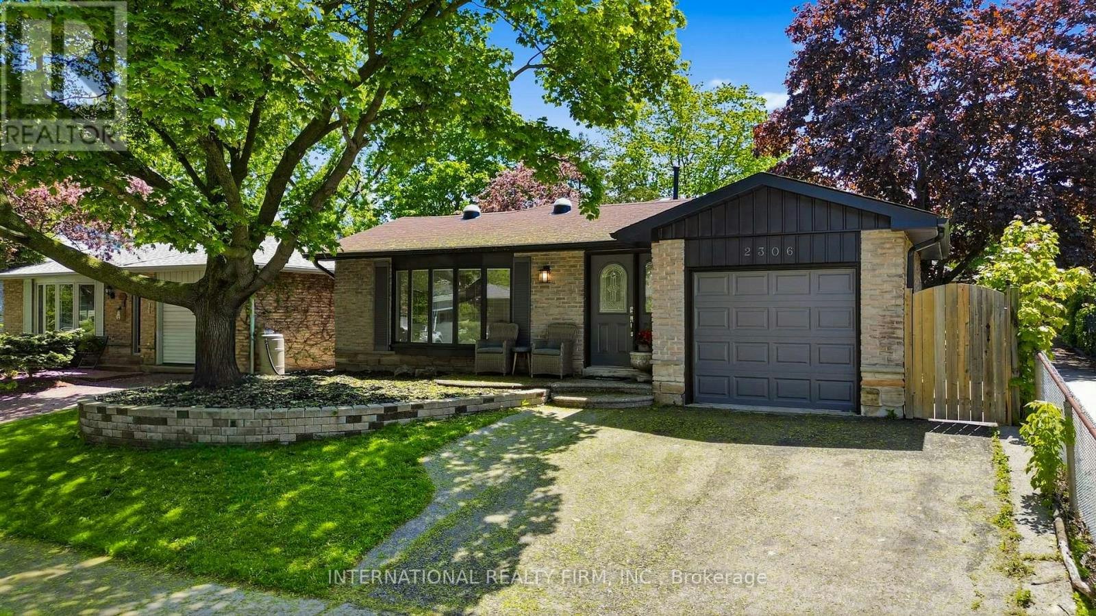 2306 Devon Road, Oakville, ON, L6J 5R4 - 2