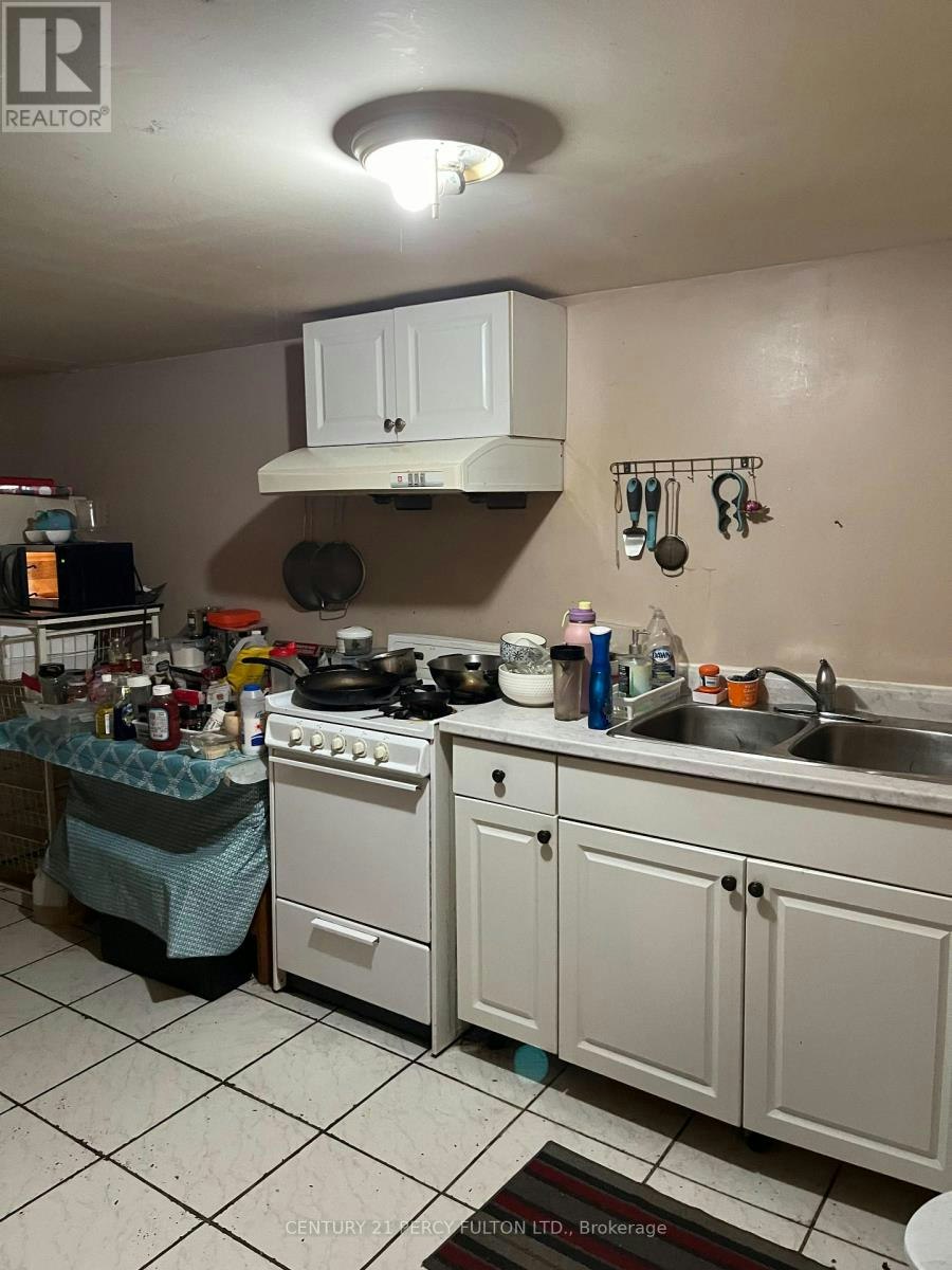 BSMT-746 Lansdowne Avenue, Toronto, ON, M6H 3Y8 - 13