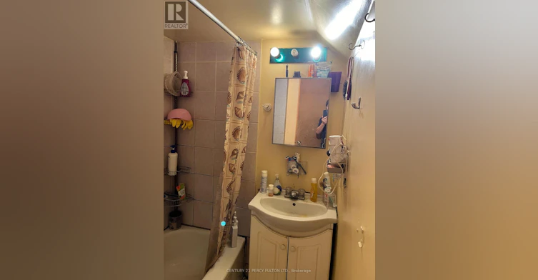 BSMT-746 Lansdowne Avenue, Toronto, ON, M6H 3Y8 - 8