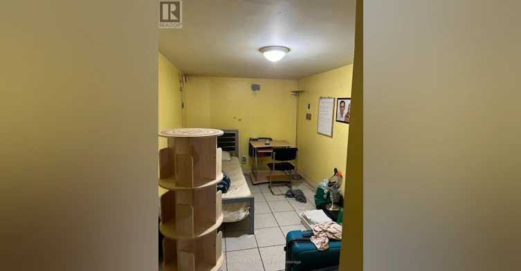 BSMT BEDROOM-746 Lansdowne Avenue, Toronto, ON, M6H 3Y8 - 10