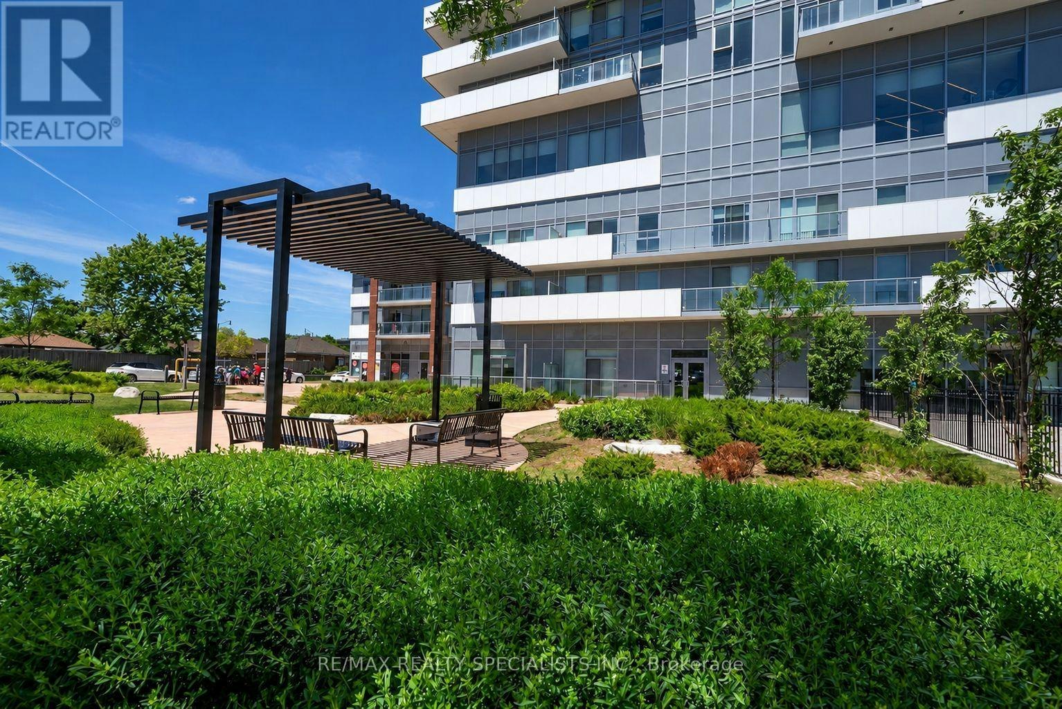 1501-215 Queen Street E, Brampton, ON, L6W 0A9 - 33