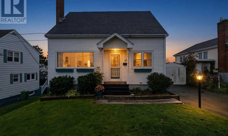 35 Arvida Avenue