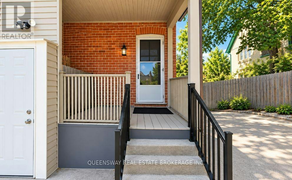 1-73 Mary Street, Barrie, ON, L4N 1T2 - 3