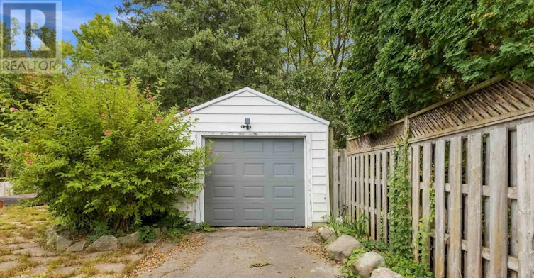 180 Forest Hill Avenue, London, ON, N6J 2Z2 - 21