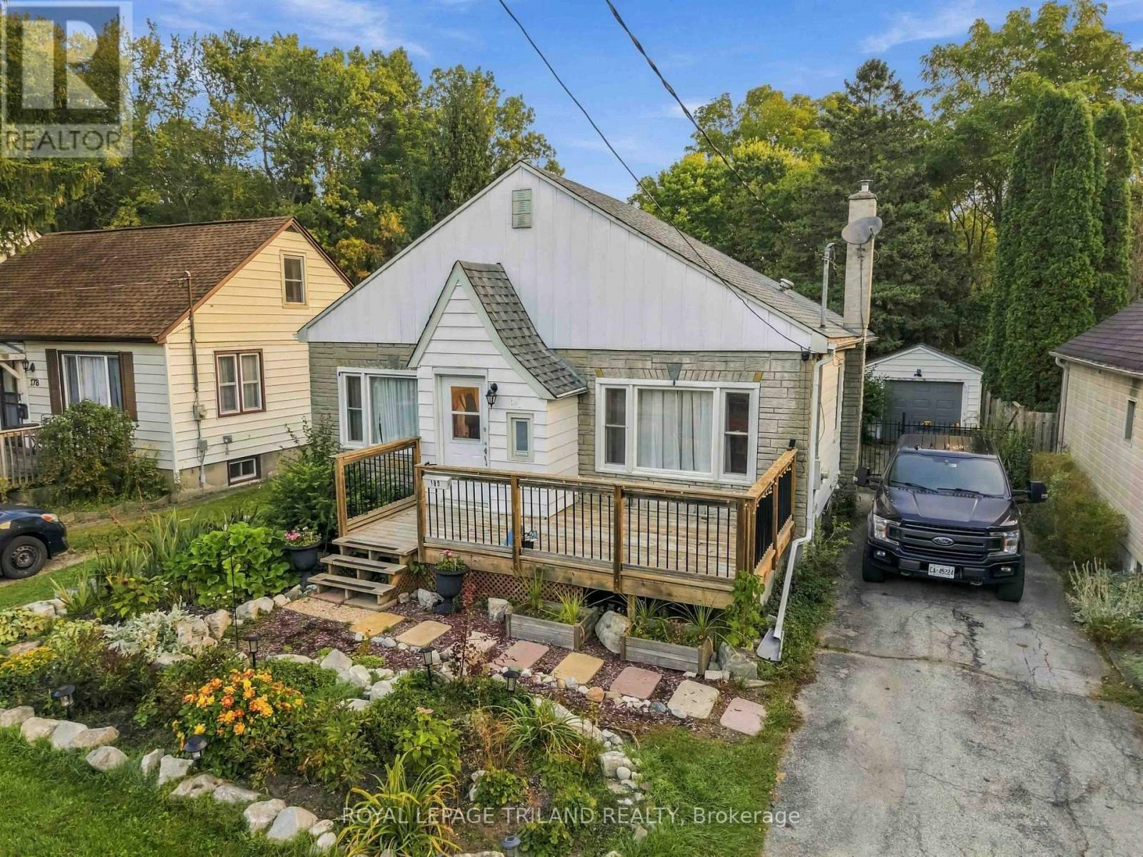 180 Forest Hill Avenue, London, ON, N6J 2Z2 - 2