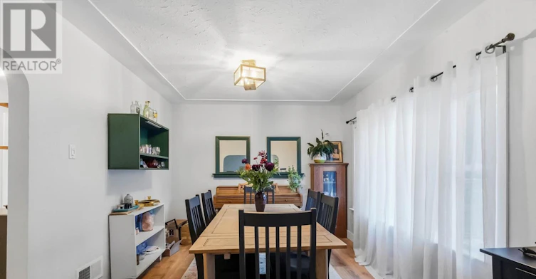 180 Forest Hill Avenue, London, ON, N6J 2Z2 - 9