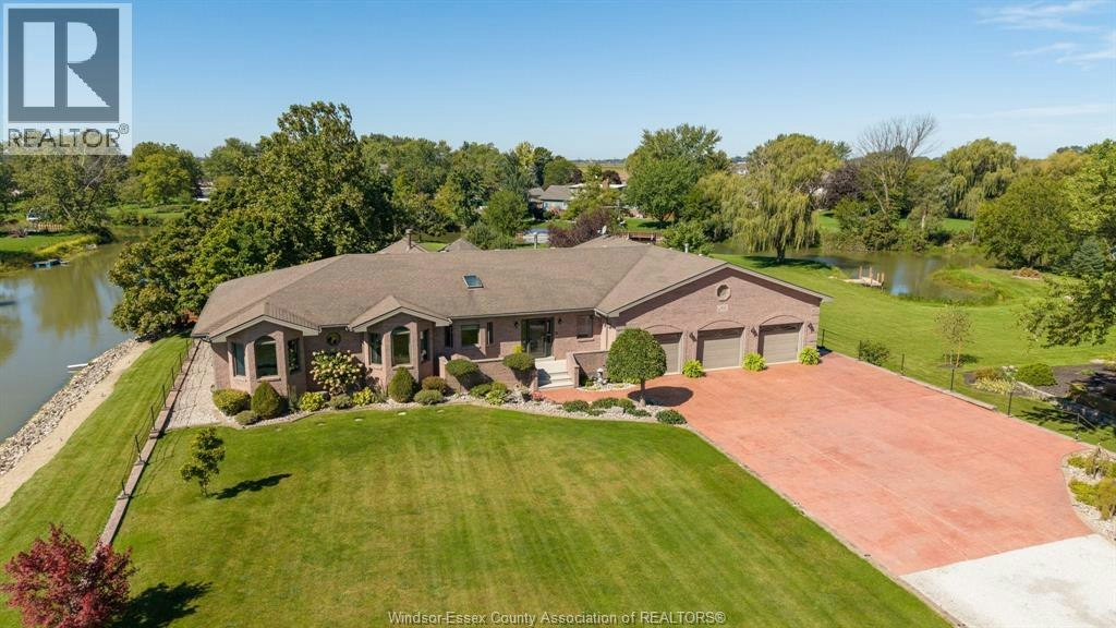 931 Ruscom River Road EAST, Lakeshore, ON, N0R 1S0