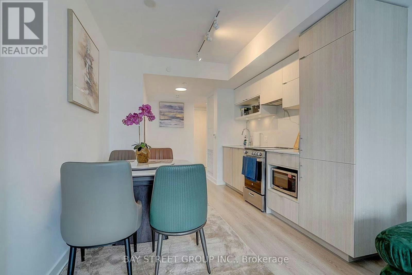 2511-100 Queen Street E, Toronto, ON, M5C 0B5 - 6