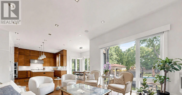 133 Northwood Drive, Toronto, ON, M2M 2K2 - 8